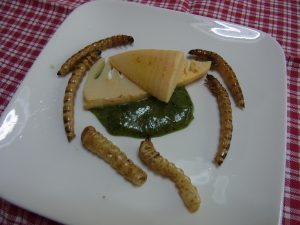 カミキリ